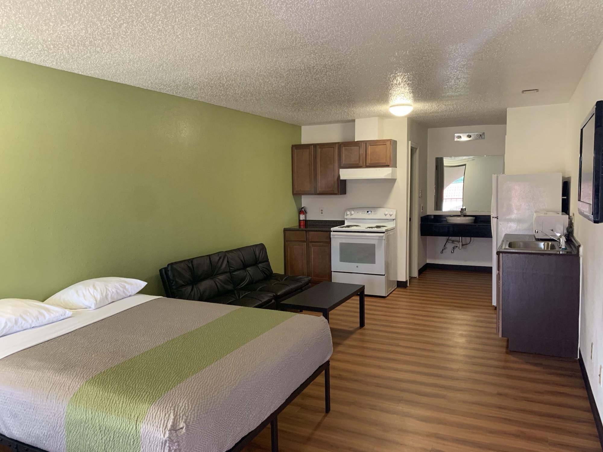 Motel 6-Longview, TX - North Exterior foto