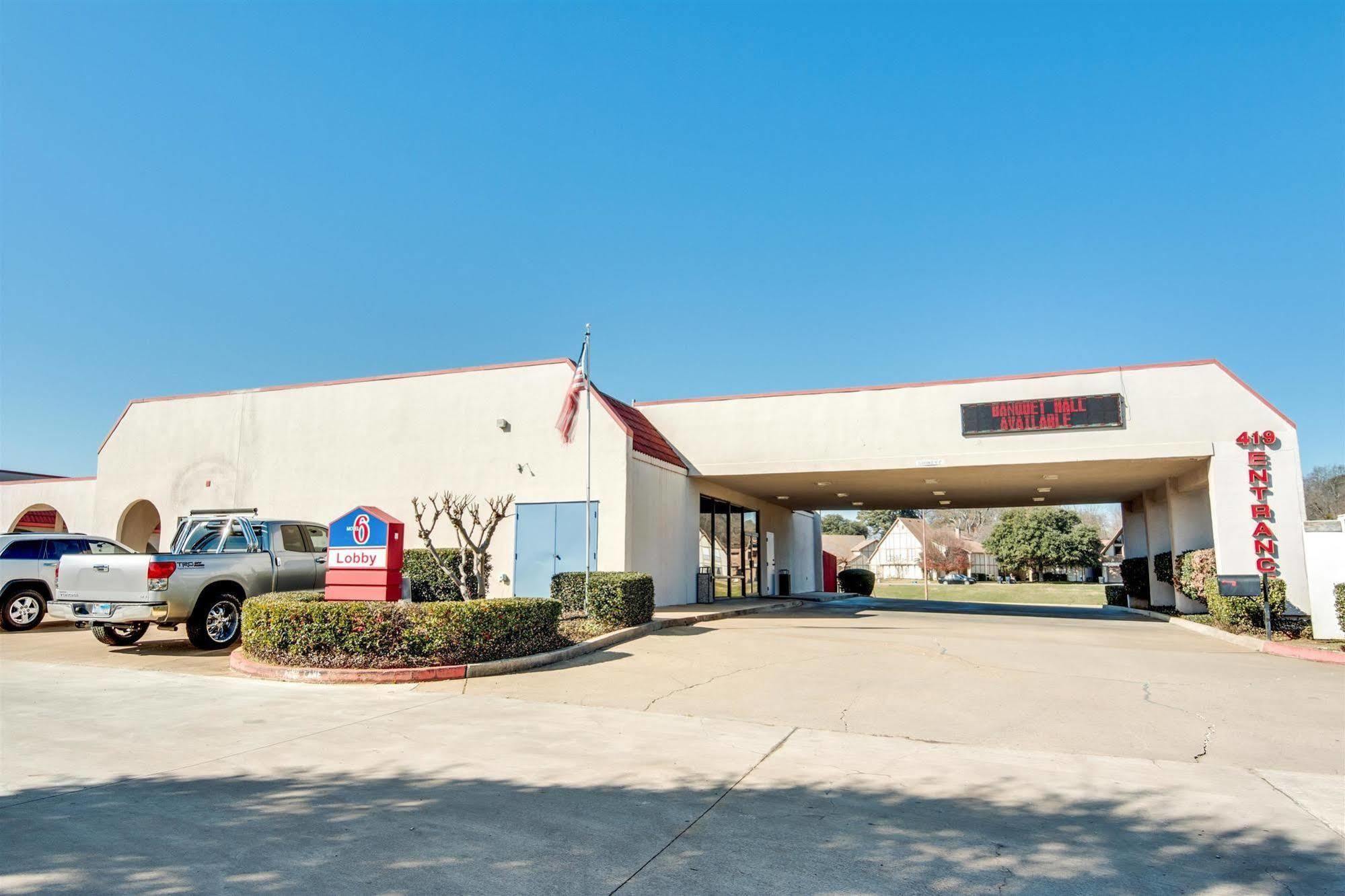 Motel 6-Longview, TX - North Exterior foto