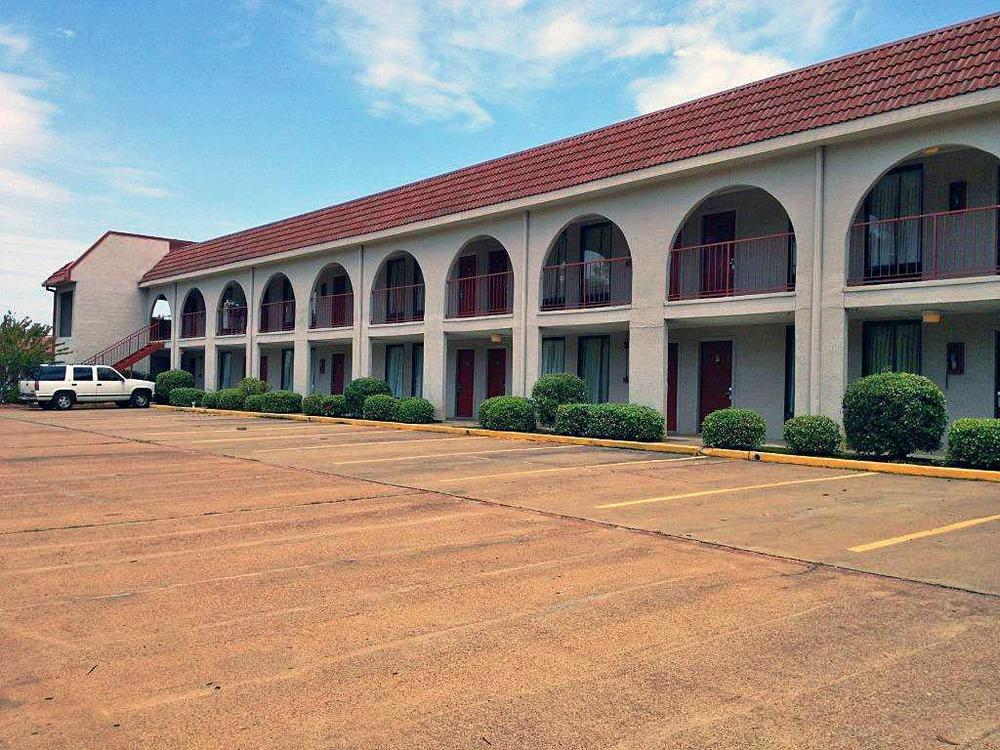 Motel 6-Longview, TX - North Exterior foto